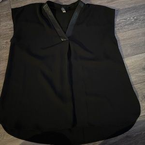 Sleeveless blouse